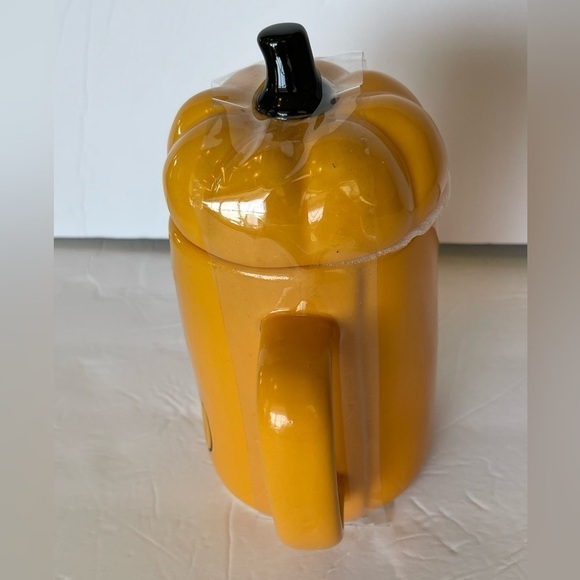 Rae Dunn Oh My Gourd Mug with Lid NWOT fall Autumn Orange Mug - Picture 4 of 5